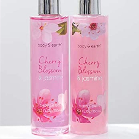 Bath&Earth 8 piece gift basket - Picture 2 of 7